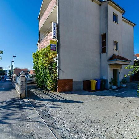 Apartments Ante Каштела Экстерьер фото