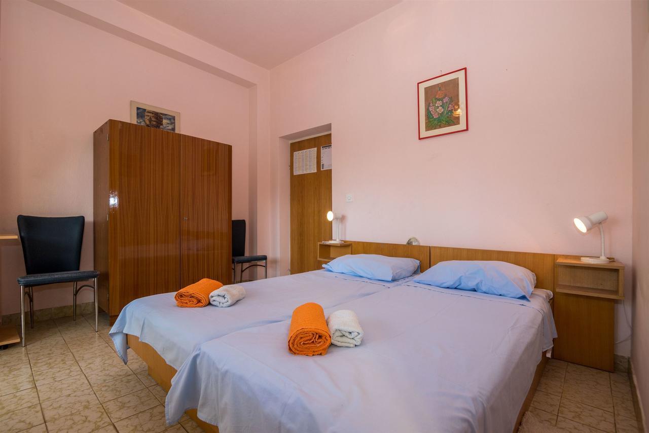 Apartments Ante Каштела Экстерьер фото
